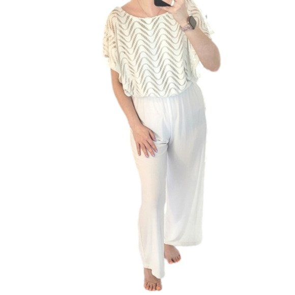 Emma & Michele Small creamy white wide leg crochet jumpsuit romper one-piece - Picture 2 of 16